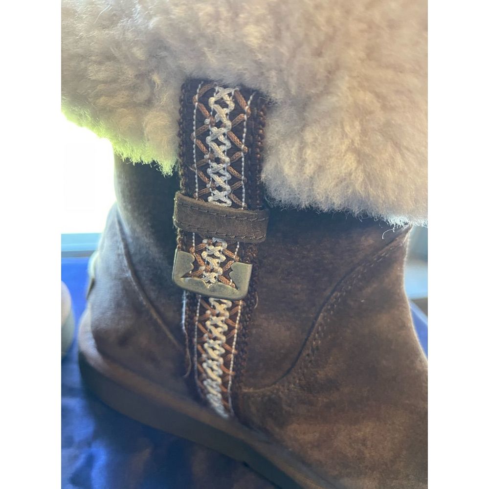 Women’s UGG boots size 7 - Picture 5 of 7